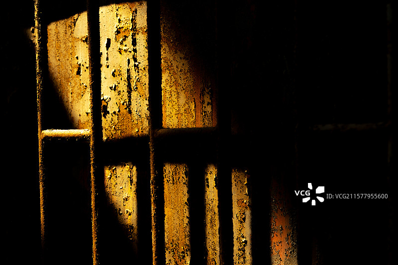 老旧生锈栏杆特写图片素材