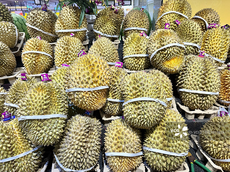 泰国进口新鲜水果金枕榴莲图片素材