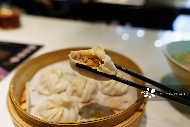 上海蟹粉小笼包图片素材