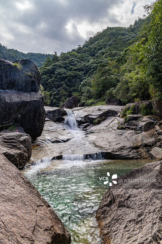 安徽省黄山市--翡翠谷风景图片素材