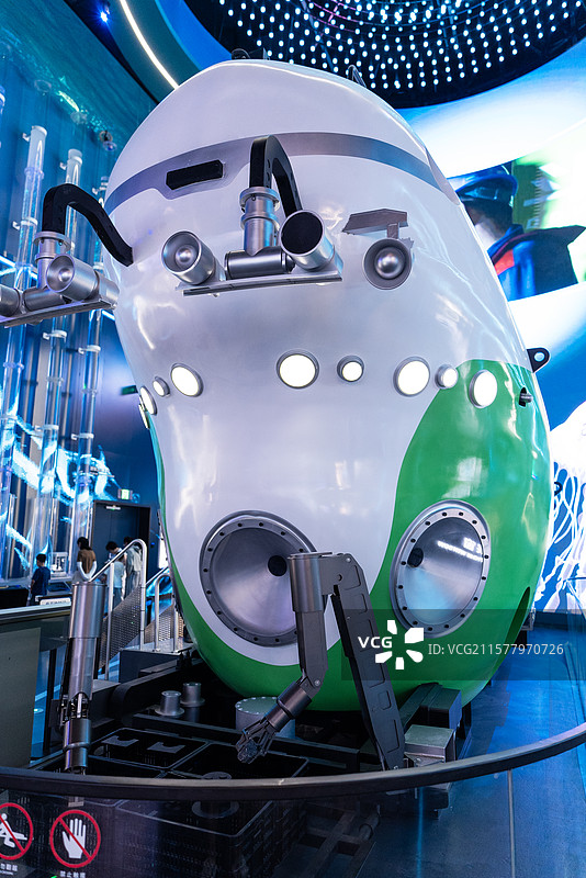 大型科考潜水艇潜水器图片素材