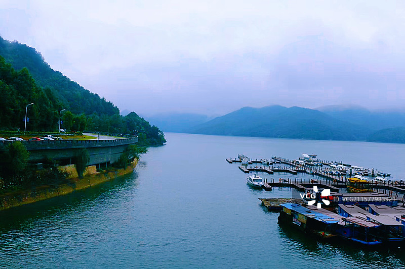 《太湖花亭湖》拍摄于安徽省太湖县花亭湖景区。图片素材