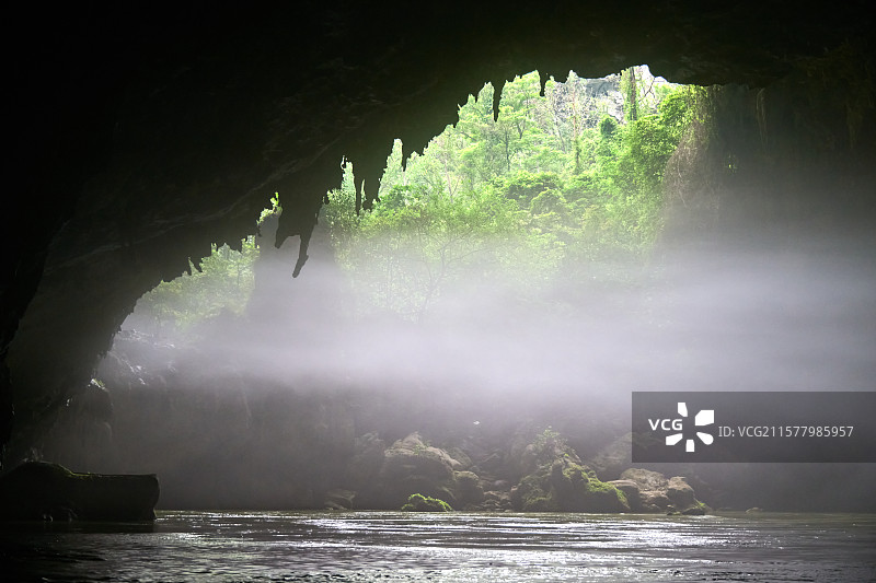 百鸟岩图片素材
