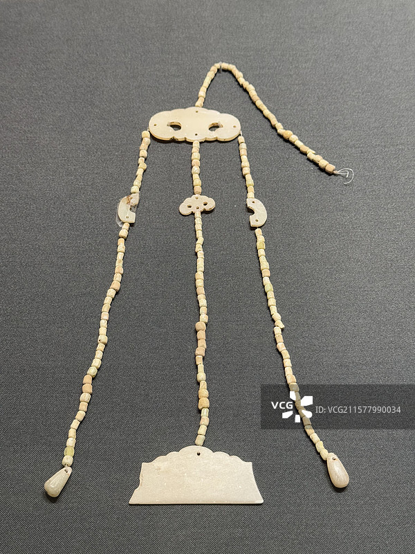 锥形玉坠，唐，陕西省咸阳市礼泉县唐昭陵李贞墓，昭陵博物馆图片素材