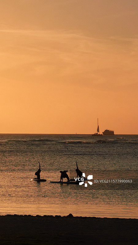 夏威夷风情 - - 欧胡岛（火奴鲁鲁），海上瑜伽图片素材
