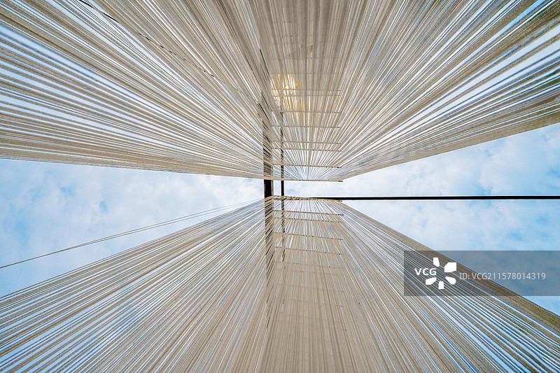 四川中江挂面村晾晒的挂面图片素材