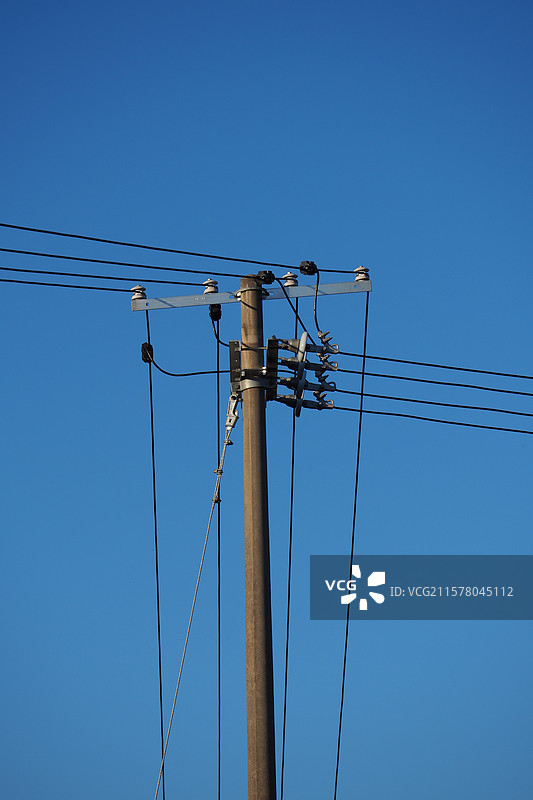 有年代感的电线杆图片素材