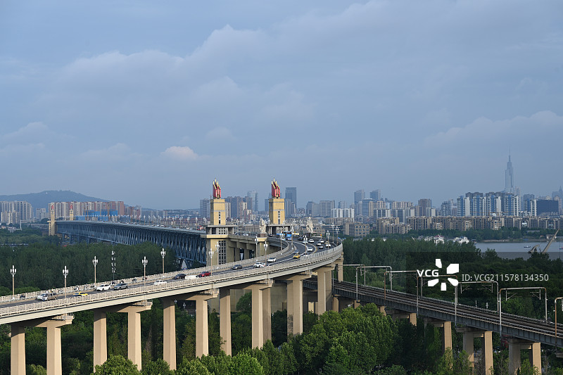 南京长江大桥，南京地标图片素材