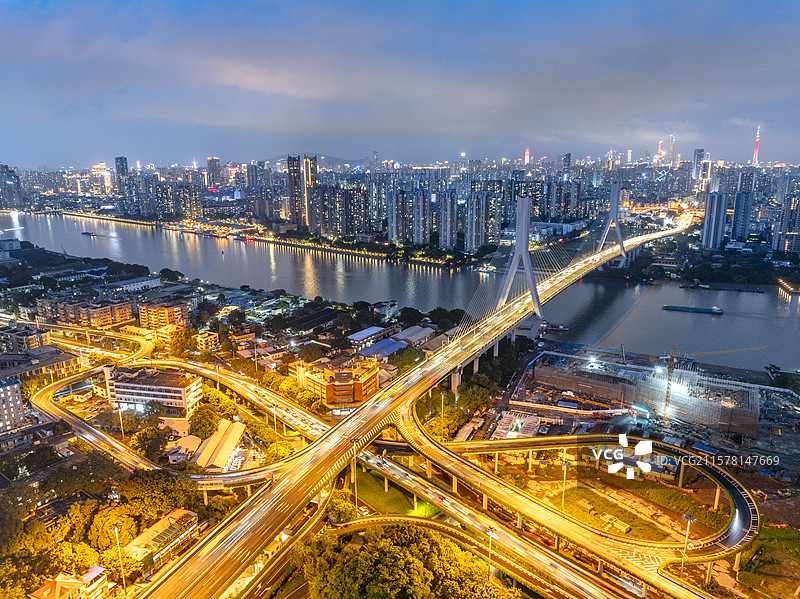 广州市白鹤洞立交和鹤洞大桥图片素材