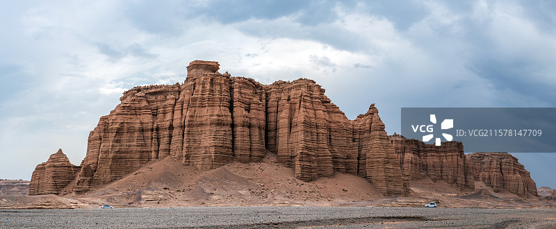 新疆哈密雅丹大海道景区雅丹广场图片素材