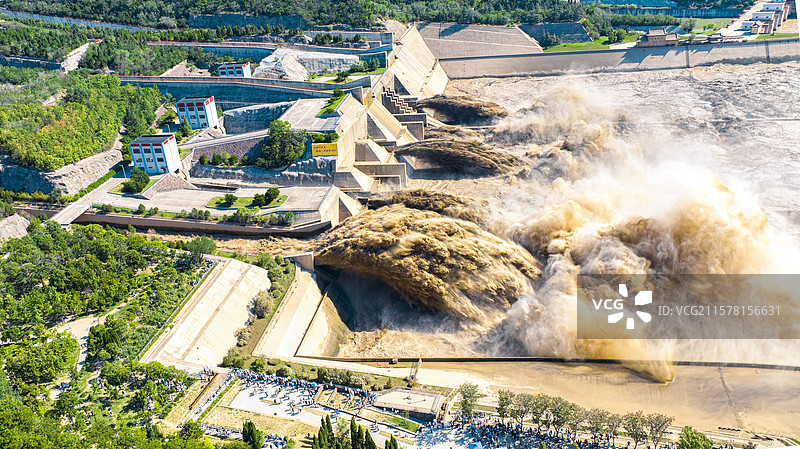 济源市小浪底排沙现场全景图图片素材