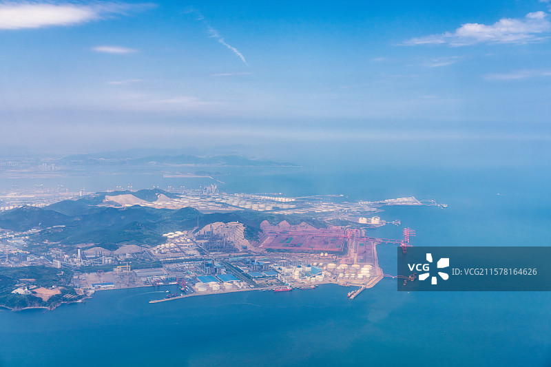 辽宁，大连市，金州区，坨子屯，逸盛大化石化有限公司，矿场，堆放场，石油化工厂，化工机械，港口，航拍图片素材