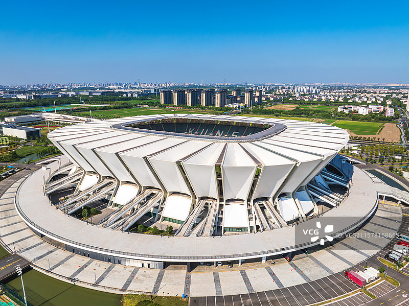 航拍中国苏州昆山奥体中心，苏超联赛苏州主场图片素材