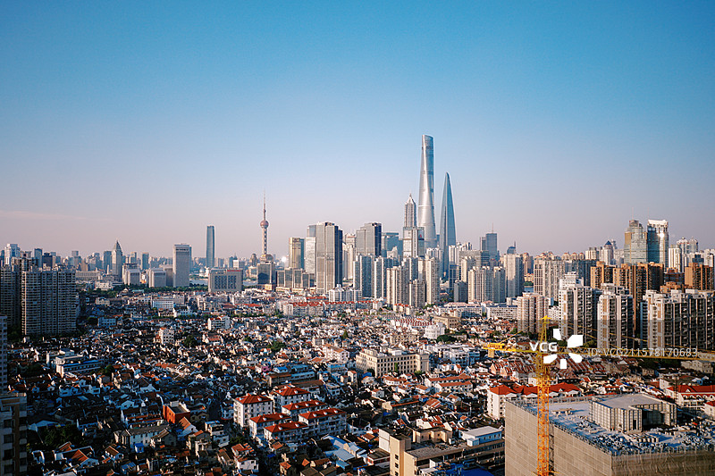 夏日午后上海天际线图片素材