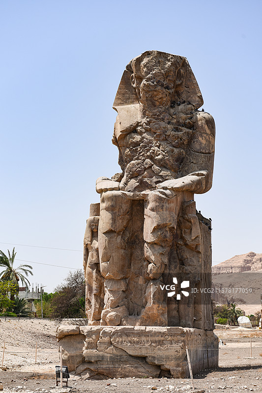 埃及曼农巨像著名景点近景图片素材