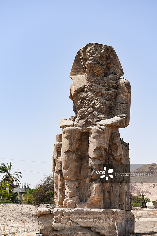 埃及曼农巨像著名景点近景图片素材
