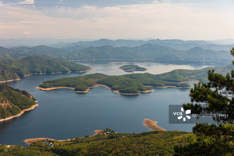 辽宁本溪桓龙湖风光图片素材
