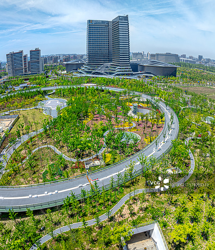 莫比乌斯花园 莫比乌斯科学公园 临港中心 无限莫比乌斯环 航拍上海临港新城顶科社区海绵公园 城市防涝图片素材