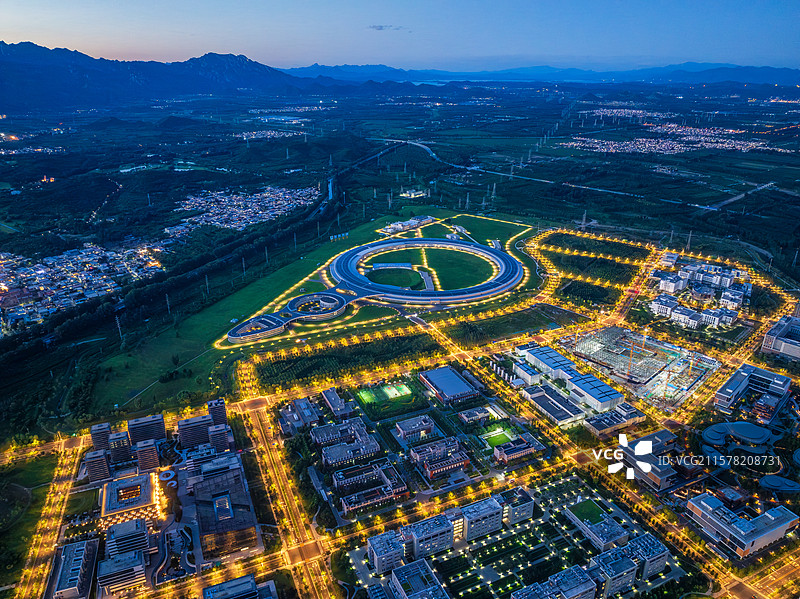北京怀柔科学城高能同步辐射光源夜景图片素材