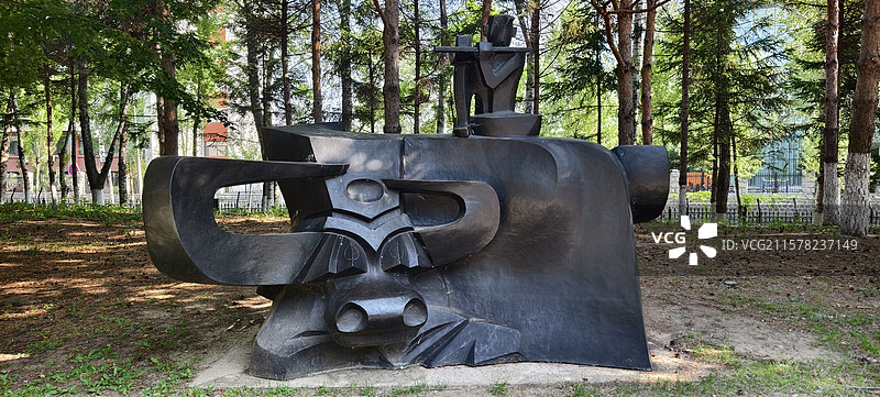 长春世界雕塑公园《乡韵》武玉成，越南图片素材