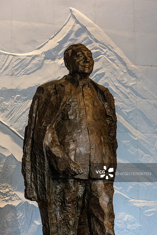 邓小平塑像图片素材