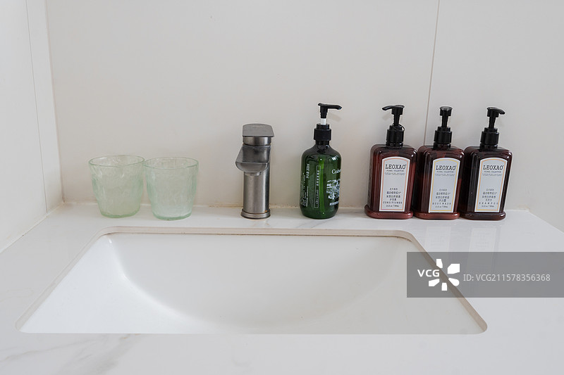 海边民宿房间布置图片素材