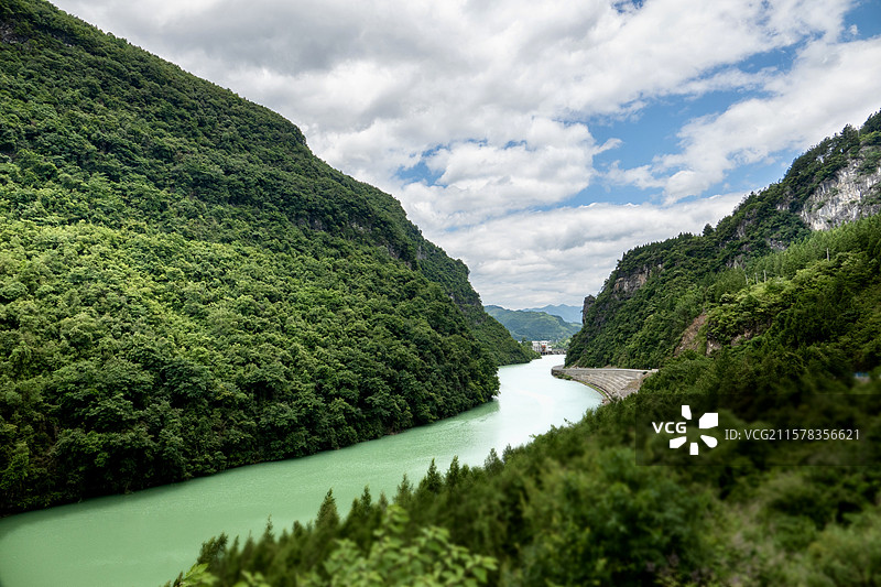 青山绿水（贵州道真县芙蓉江）图片素材