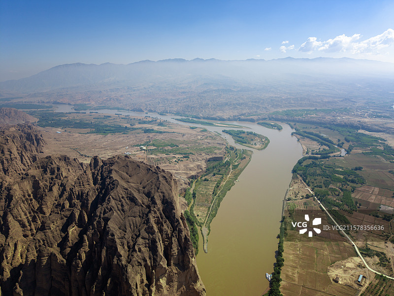 航拍黄河石林壮阔峡谷风光图片素材