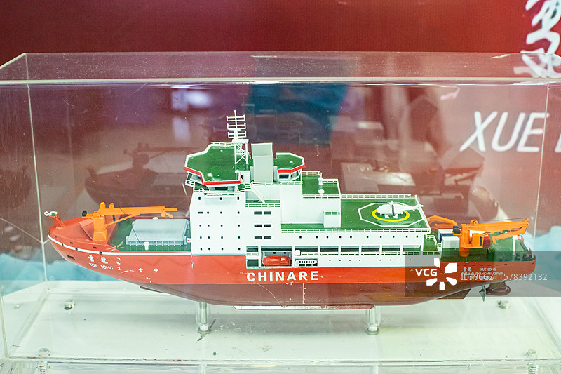 中国科技馆拍摄主题，雪龙号极地考察船中国第三代极地破冰船和科学考察船，室内无人图像摄影图片素材