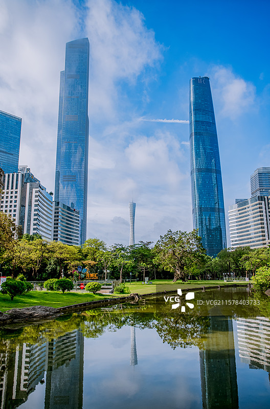广州花城广场风光图片素材