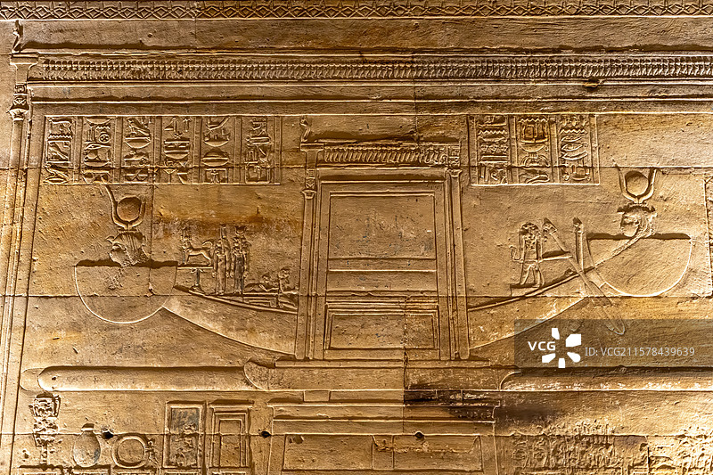 埃及丹达拉哈索尔神庙图片素材