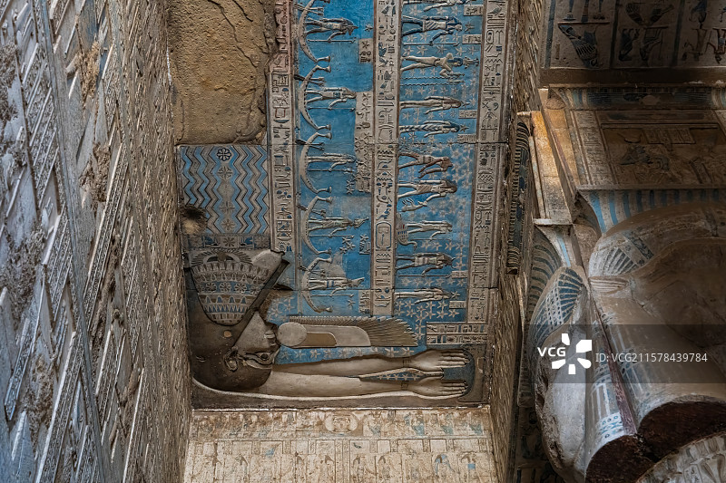 埃及丹达拉哈索尔神庙图片素材