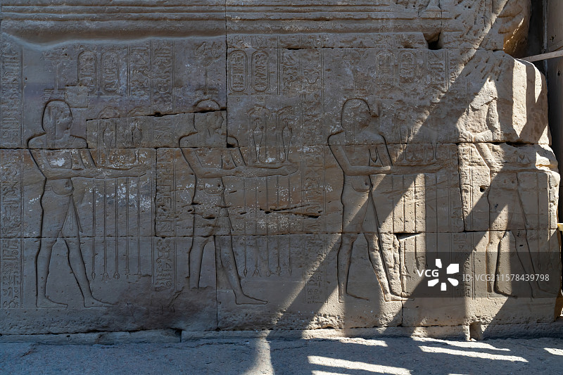 埃及丹达拉哈索尔神庙图片素材