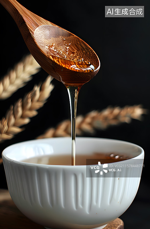 【AI数字艺术】勺子舀起碗中的蜂蜜图片素材