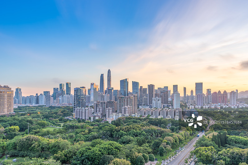 深圳城市天际线 中心公园与黄昏景观图片素材