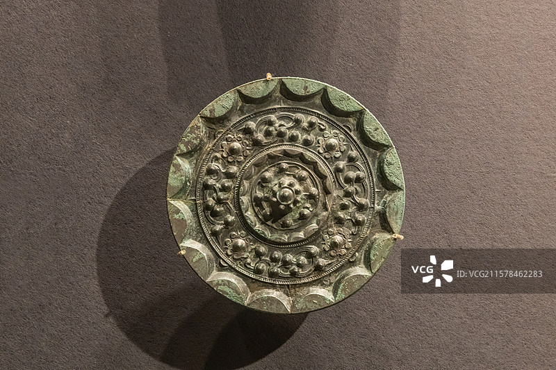 陕西考古博物馆铜镜西汉早期-东汉晚期西安高陵区阳陵陪葬墓区图片素材