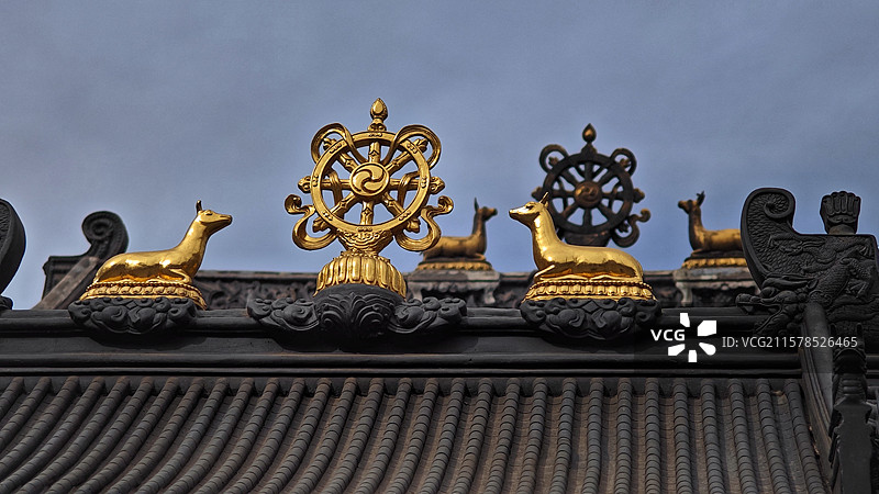 五台山广仁寺，又名十方堂，是藏传佛教寺院，建筑庄严，佛像铜铸，经藏珍贵，还设有藏医门诊。图片素材