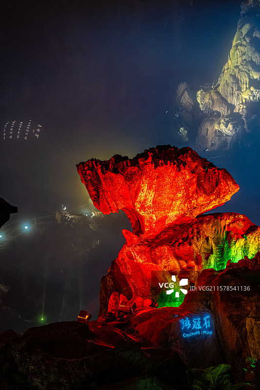 玉华洞 第一洞厅：白云洞鸡冠石 喀斯特地貌溶洞 福建三明将乐县玉华古洞风景名胜图片素材