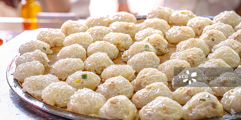 沙县小吃 水晶烧麦 用轻薄的面皮包裹粉丝 佳兰烧麦 福建省三明市旅游 舌尖上的中国 风味人间图片素材