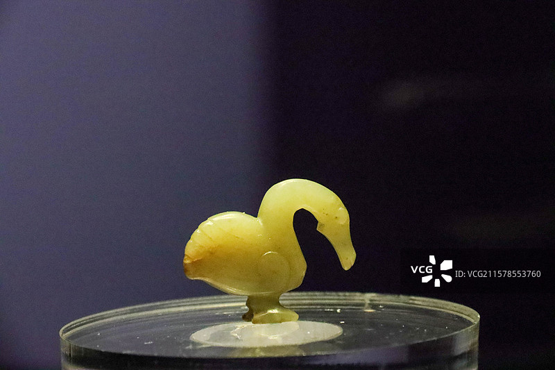 玉鹅 西周图片素材