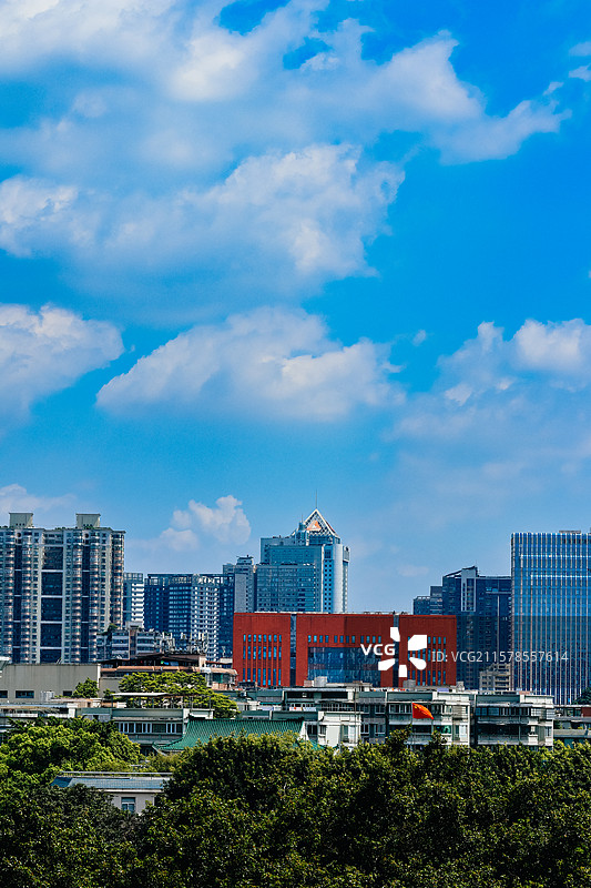 阳光灿烂的上午……图片素材