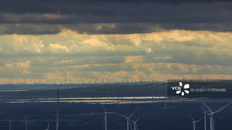 河北张家口：小暑时节桦皮岭草原天路雨后绿野仙踪天然图画图片素材