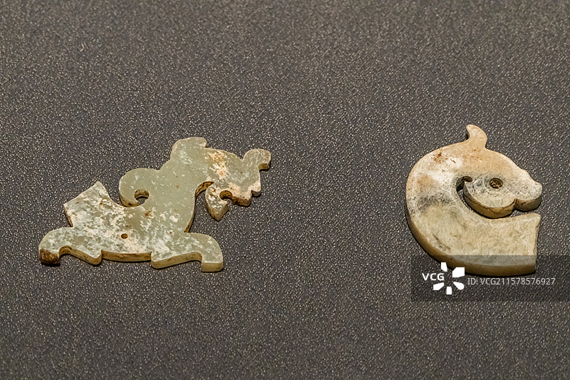 陕西考古博物馆玉龙佩(残)新莽时期公元9-23年2005年西安未央区井上村墓地M24图片素材