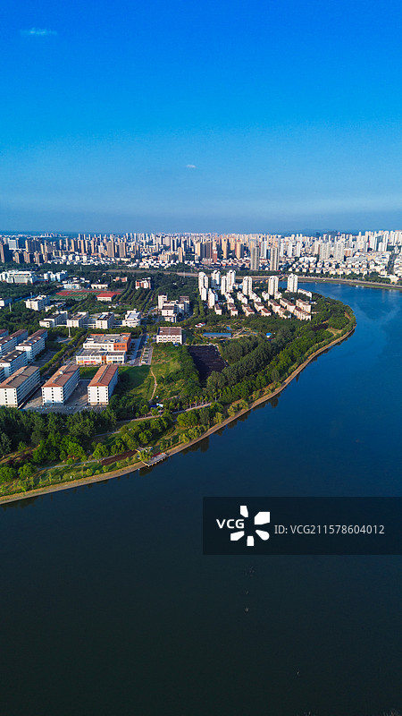 六安城区淠河月亮岛航拍图片素材