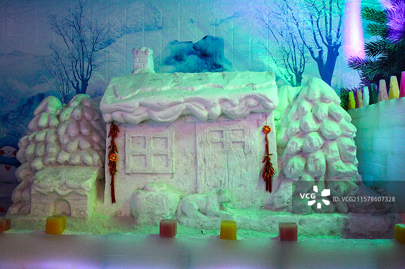 室内冰雕艺术氛围图片素材