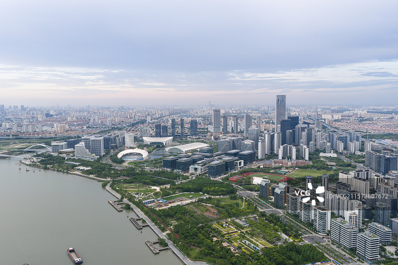 上海浦东前滩三林滨江城市航拍风景东方体育中心图片素材