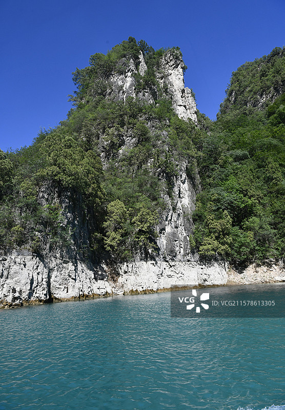 河南省焦作市峰林峡景区的翡翠湖图片素材