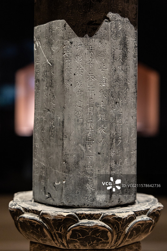 浙江嘉兴平湖博物馆渺渺大象浙江古代造像艺术展叶七娘造石经幢 吴越国 开宝四年971 杭州庆春路新华路图片素材