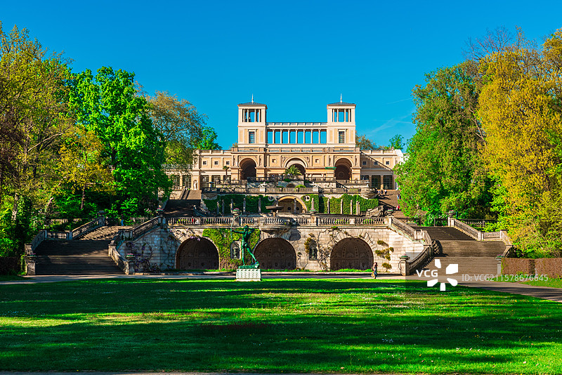 德国波茨坦无忧宫及其后花园图片素材