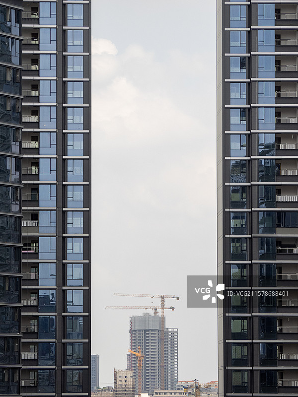 岭南V谷橡胶厂创意园的新旧建筑对比图片素材